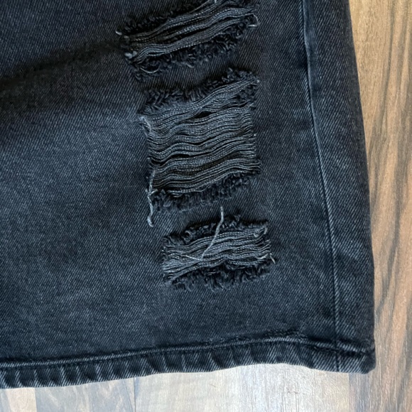 ASOS Black Distressed Denim Mini Skirt Ripped Raw Hem Grunge Y2K Size US 8 - Picture 8 of 9